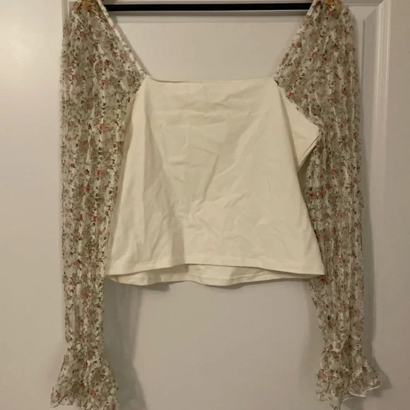 NWT Free People Intimately Gimme Butterflies Cream Floral Sheer Sleeve Blouse - Picture 9 of 10